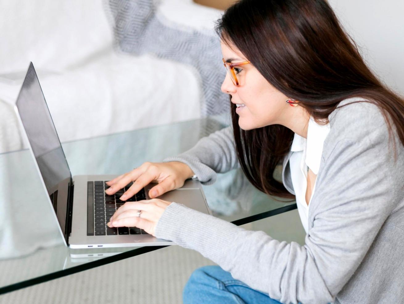 Консультация клиента по вопросам кредитных обязательств